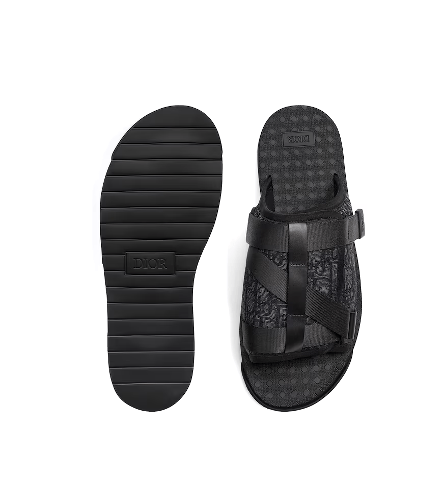 758426a4-493e-4c3c-bbfd-af7e464d77c7-1