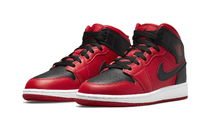 Air-Jordan-1-Mid-Reverse-Bred-554725-660-2_5000x