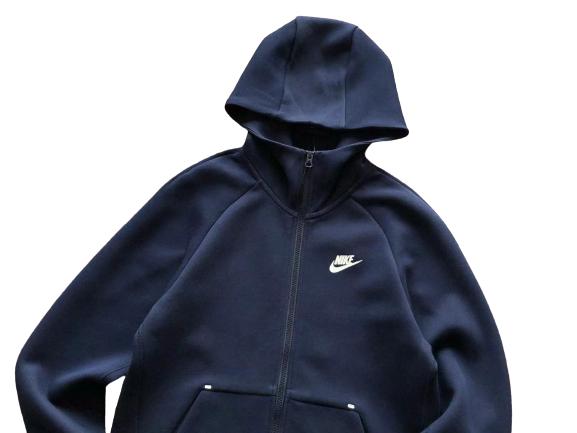 DD53E627-CC1C-4BB7-92CF-0712F9FB42B1