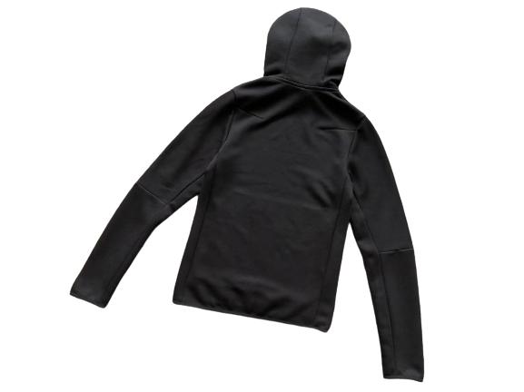 E15ED1CF-2B2E-4CA4-B617-C1D4E0A48279