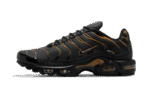 Nike-Air-Max-Plus-Cordura-Black-DO6700-001-1_800x