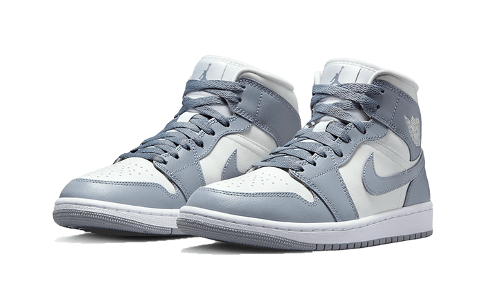 air-jordan-1-mid-grey-sail-2_5000x