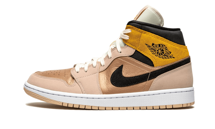air-jordan-1-mid-se-particle-beige-wethenew-1_1