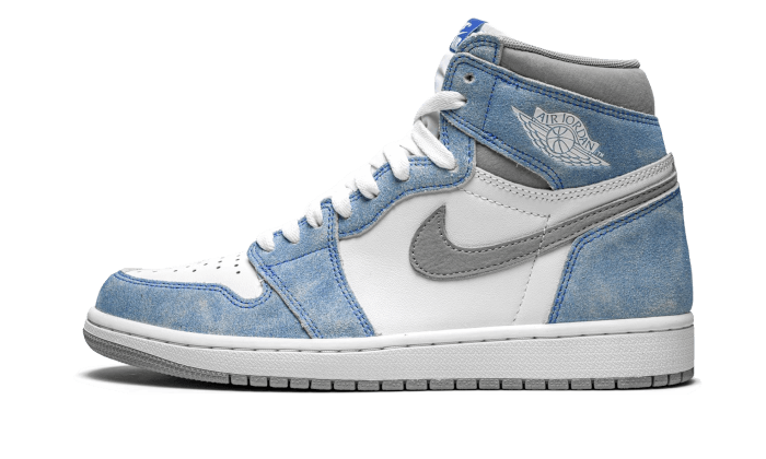 air-jordan-1-retro-high-og-hyper-royal-wethenew-1_1_1_5000x