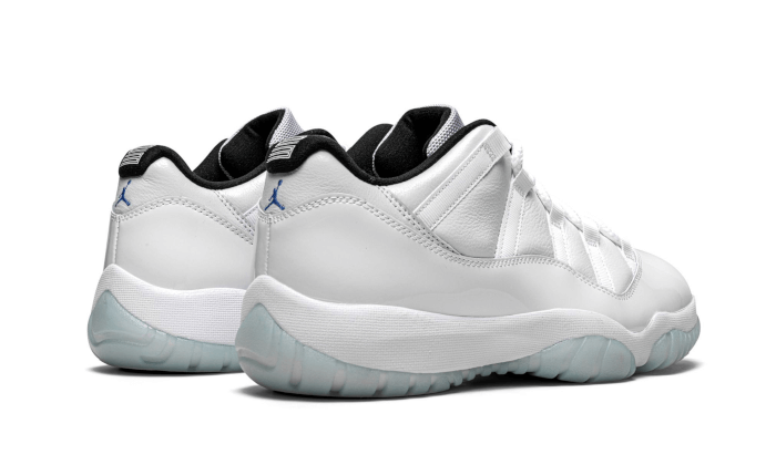 air-jordan-11-retro-low-legend-blue-wethenew-1_3_800x