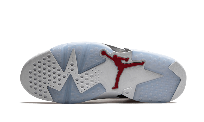 air-jordan-6-retro-carmine-2021-728920_800x