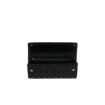 cq5dam.web_.hE7E3DA.2000.2000.jpg-17