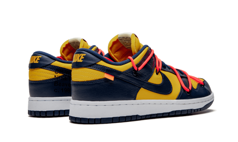 dunk-low-off-white-michigan-404323_800x