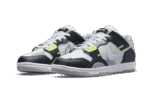 dunk-low-scrap-wolf-grey-557230_800x