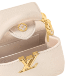 instories_dca59d2c-e052-492a-8b7d-ed092dfb4e1a-5