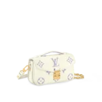 louis-vuitton-pochette-metis-east-west-M23940_PM2_Front-view.png