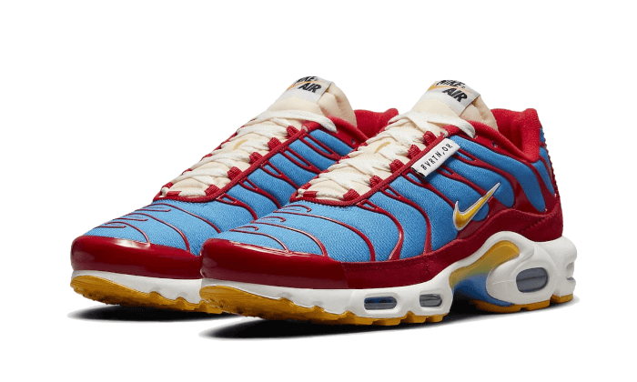 nike-air-max-plus-se-running-club-university-blue-DC9332-600-wethenew-1_2_800x