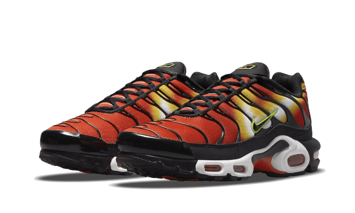 nike-air-max-plus-sunset-gradient-DR8581-800-wethenew-1_2_800x
