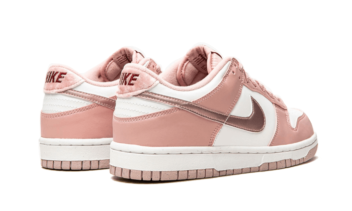 nike-dunk-low-pink-velvet-3_800x