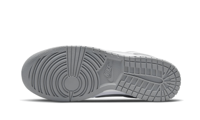 nike-dunk-low-two-tone-grey-wethenew-1_3_800x