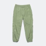 nike-nocta-woven-track-pant-oil-green-1_1160x_93a3004c-0dcd-4c7e-804e-73e04486e8d1-1-600×600-1