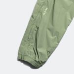 nike-nocta-woven-track-pant-oil-green-1_1160x_93a3004c-0dcd-4c7e-804e-73e04486e8d1-1-600×600-1