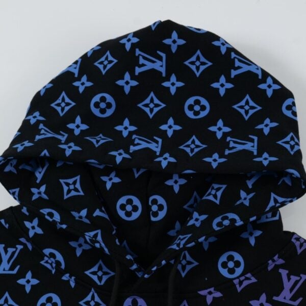 rreg029854-8-600x600-1