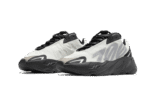 yeezy-700-mnvn-bone-962142_800x