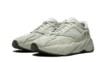 yeezy-700-salt-113471_800x