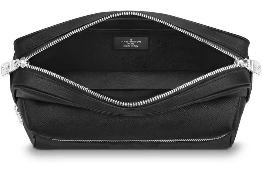 Louis-Vuitton-Messenger-Taiga-Outdoor-PM-Black-3